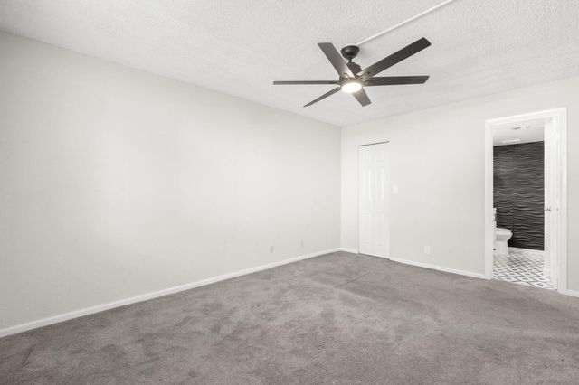 3053 N Oakland Forest Drive 102, Oakland Park, FL 33309