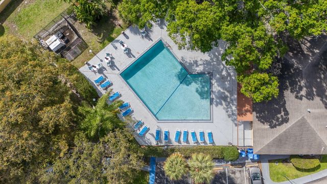 3053 N Oakland Forest Drive 102, Oakland Park, FL 33309
