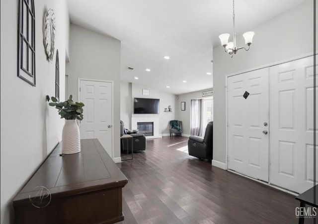 1320 El Rancho Drive, Tehachapi, CA 93561
