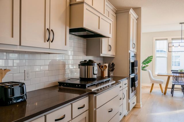 4297 Arbor Bay, Woodbury, MN 55129