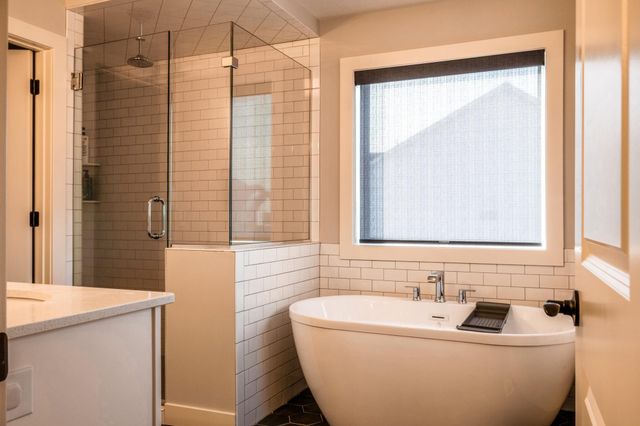 4297 Arbor Bay, Woodbury, MN 55129