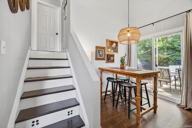 705 N Hanover Glen, Ellettsville, IN 47429