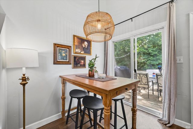 705 N Hanover Glen, Ellettsville, IN 47429