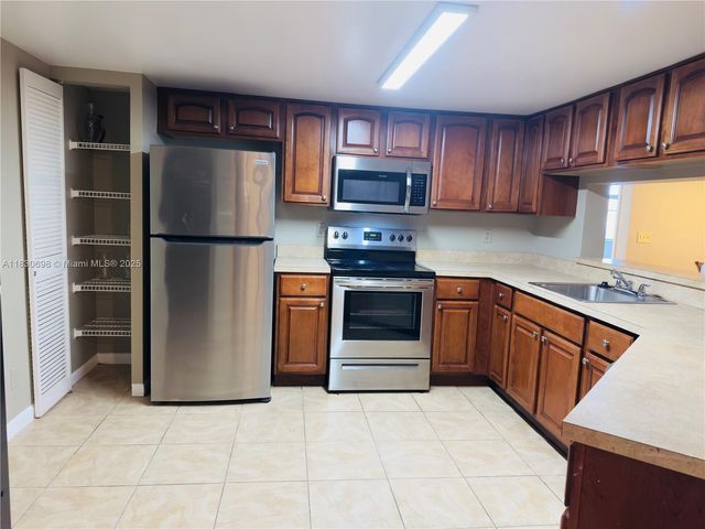 9701 Westview Dr 1437, Coral Springs, FL 33076