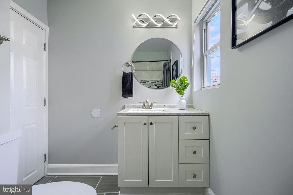 Image 23 of property listing at 3802 FERNHILL AVE, Baltimore, MD 21215