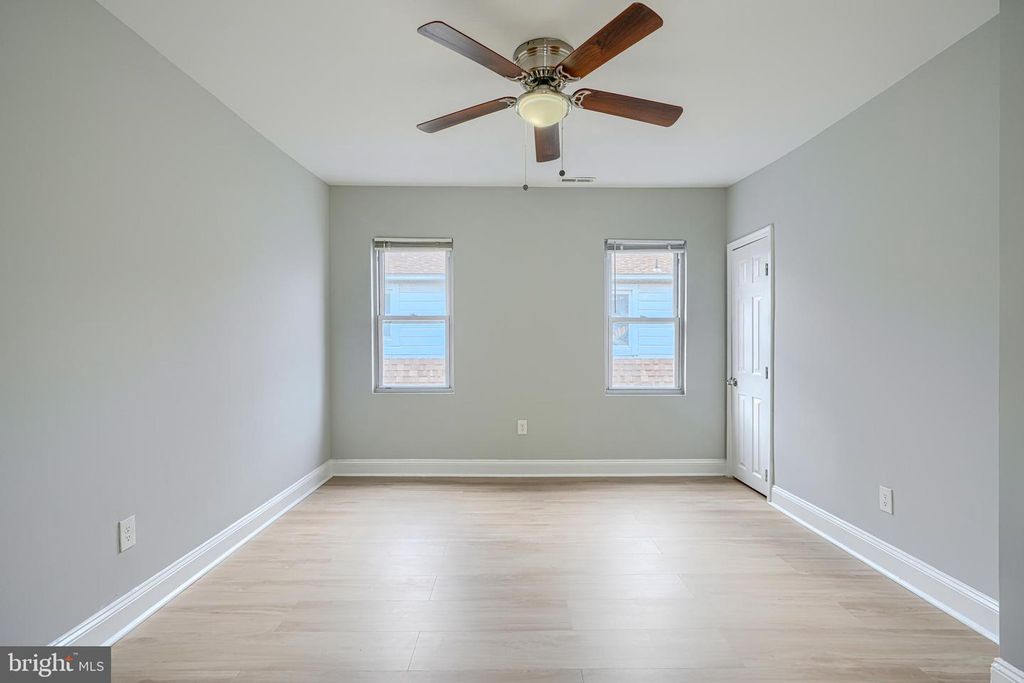 Image 29 of property listing at 3802 FERNHILL AVE, Baltimore, MD 21215