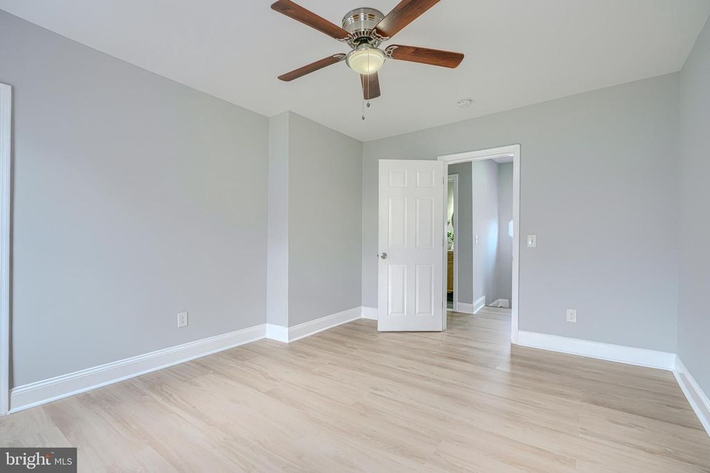 Image 30 of property listing at 3802 FERNHILL AVE, Baltimore, MD 21215