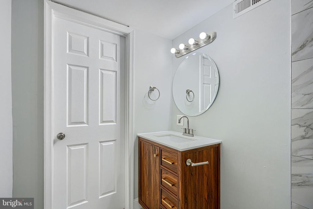 Image 50 of property listing at 3802 FERNHILL AVE, Baltimore, MD 21215