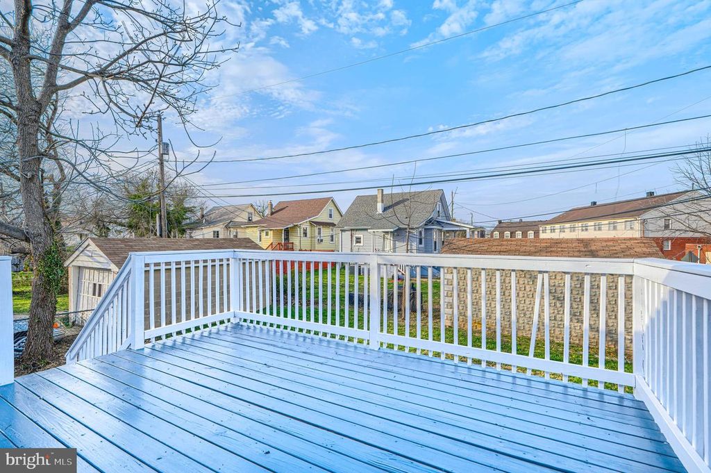 Image 57 of property listing at 3802 FERNHILL AVE, Baltimore, MD 21215