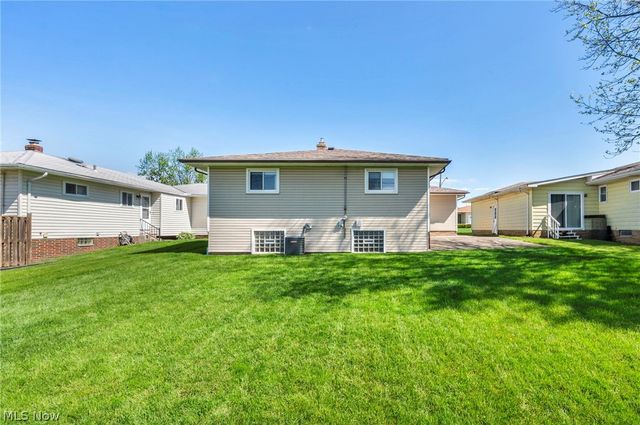 15816 Mendota Avenue, Maple Heights, OH 44137