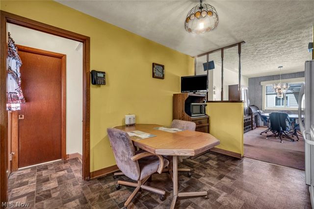 15816 Mendota Avenue, Maple Heights, OH 44137