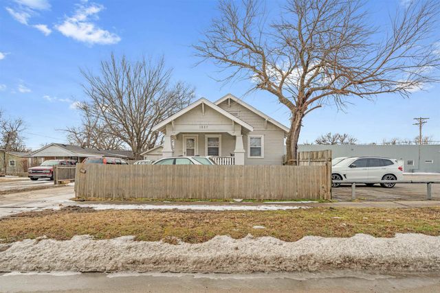 1927 W Mccormick Ave, Wichita, KS 67213