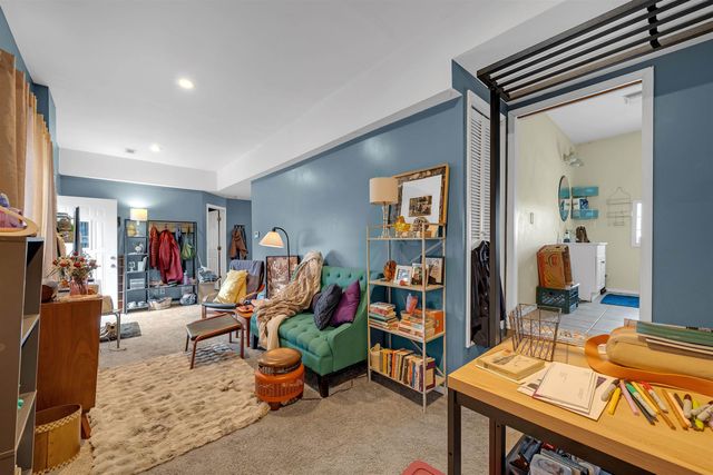 1927 W Mccormick Ave, Wichita, KS 67213