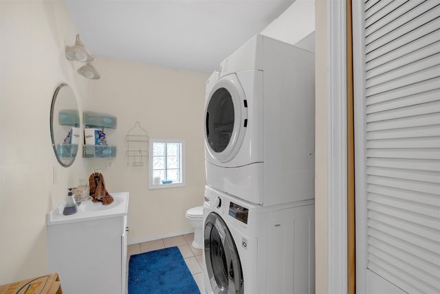 1927 W Mccormick Ave, Wichita, KS 67213