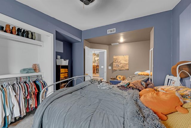 1927 W Mccormick Ave, Wichita, KS 67213