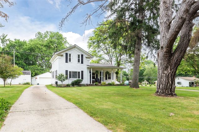 9137 Maltby Road, Green Oak Township, MI 48116
