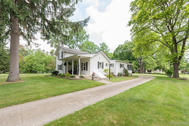 9137 Maltby Road, Green Oak Township, MI 48116