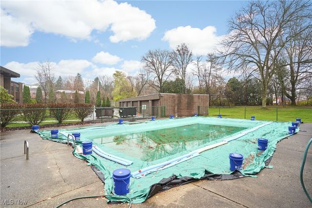 10744 Valley View Road B13, Northfield, OH 44067