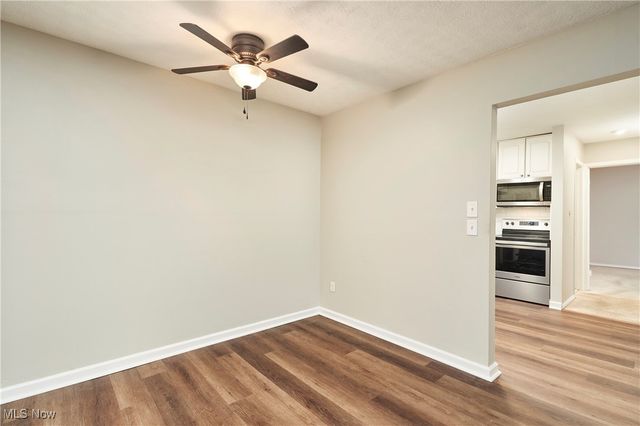 10744 Valley View Road B13, Northfield, OH 44067