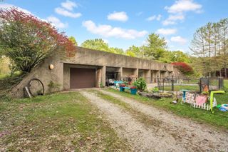 6769 E Gross Lane, Bloomington, IN 47401