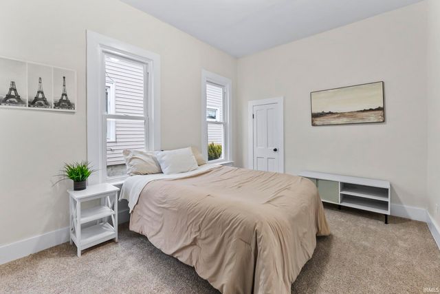 1514 E Creighton Avenue, Fort Wayne, IN 46803