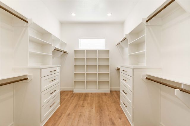 5632 Mill Water Court, Bryan, TX 77808