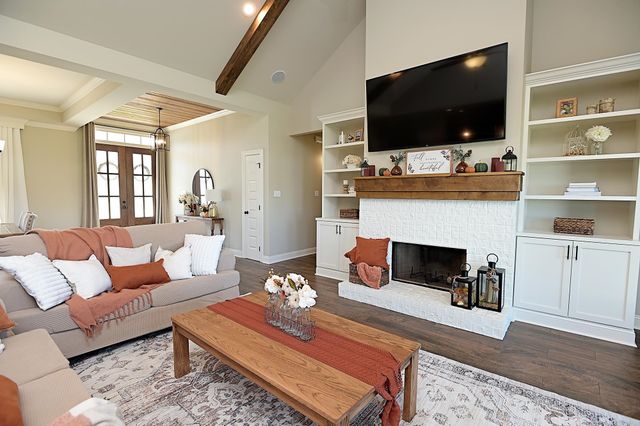 126 St George, Schriever, LA 70395