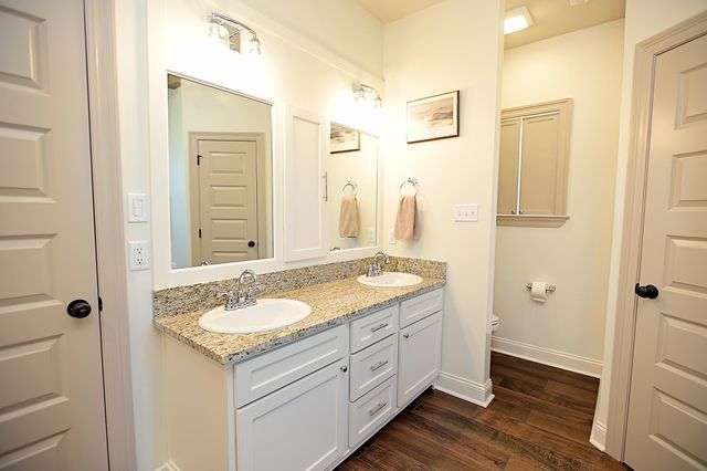 126 St George, Schriever, LA 70395