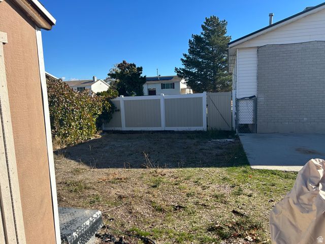 5156 W HIGHWOOD DR, Kearns, UT 84118