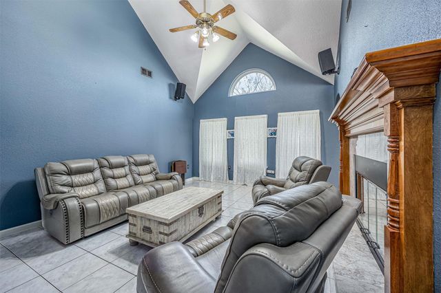 6534 Fm 3180 Road, Baytown, TX 77523
