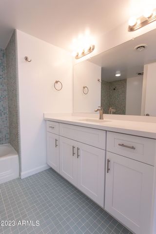 1043 E Maryland Avenue Apt 5, Phoenix, AZ 85014