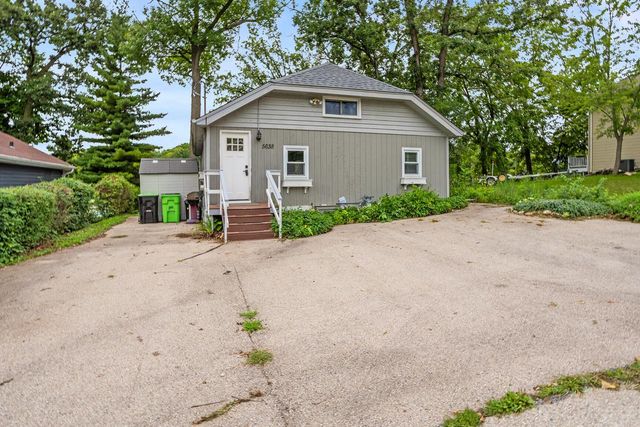 5638 W Peninsula DRIVE, Waterford, WI 53185