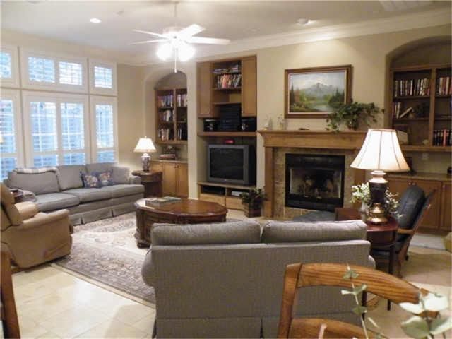 1044 Memorial Village Drive, Houston, TX 77024