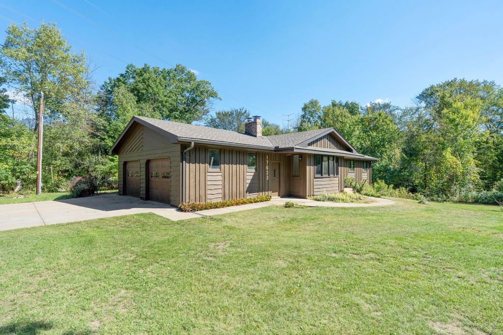 17623 Marmoset Street NW, Anoka, MN 55303 — exterior