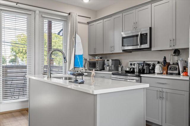 3169 Saint Elmo Avenue, Chattanooga, TN 37408