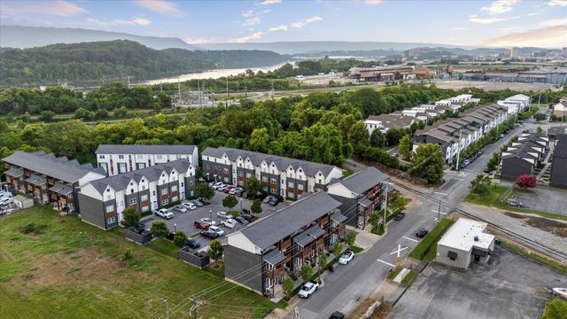 3169 Saint Elmo Avenue, Chattanooga, TN 37408