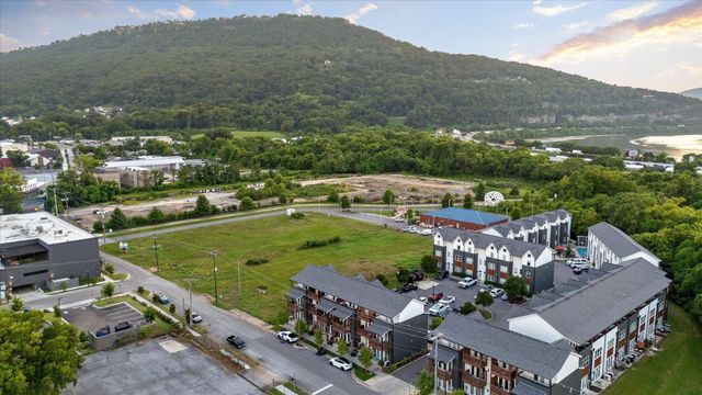 3169 Saint Elmo Avenue, Chattanooga, TN 37408