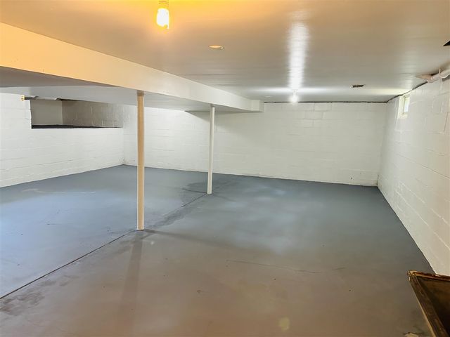 1953 Jiroch Street, Muskegon, MI 49442