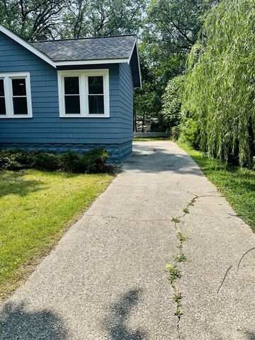 1953 Jiroch Street, Muskegon, MI 49442