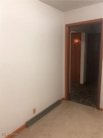 47442 National Road W, St Clairsville, OH 43950