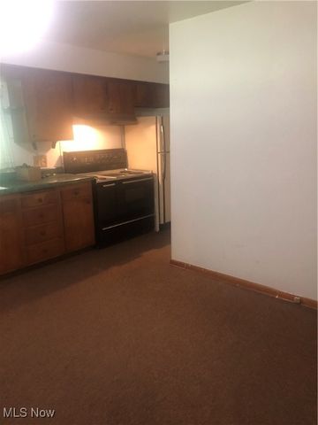 47442 National Road W, St Clairsville, OH 43950