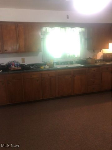 47442 National Road W, St Clairsville, OH 43950