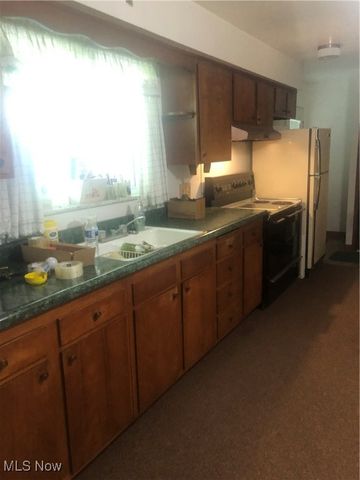 47442 National Road W, St Clairsville, OH 43950