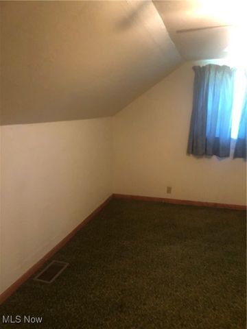 47442 National Road W, St Clairsville, OH 43950