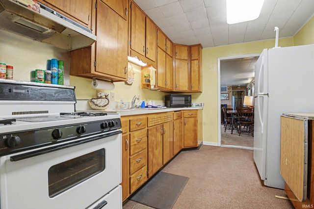 16329 County Road 40, Goshen, IN 46528