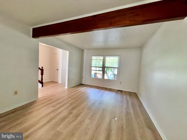 11021 TOWER PL, Manassas, VA 20109