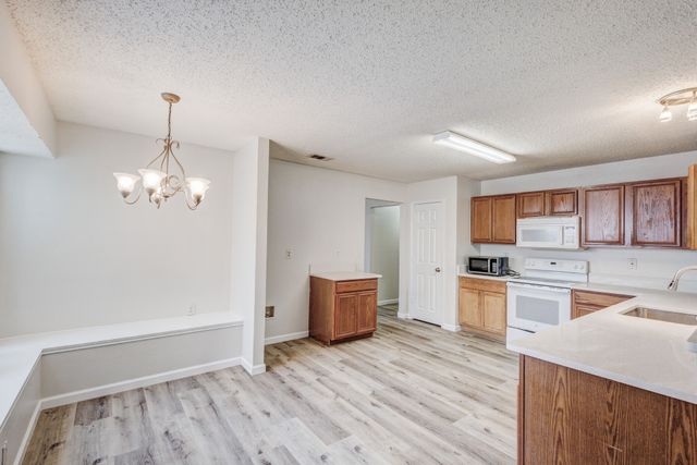 7133 Amber Drive, Dallas, TX 75241