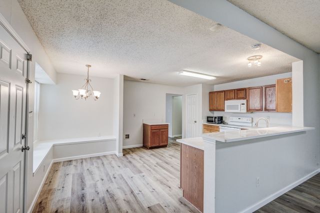 7133 Amber Drive, Dallas, TX 75241