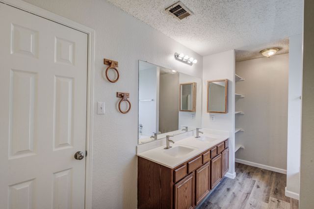 7133 Amber Drive, Dallas, TX 75241