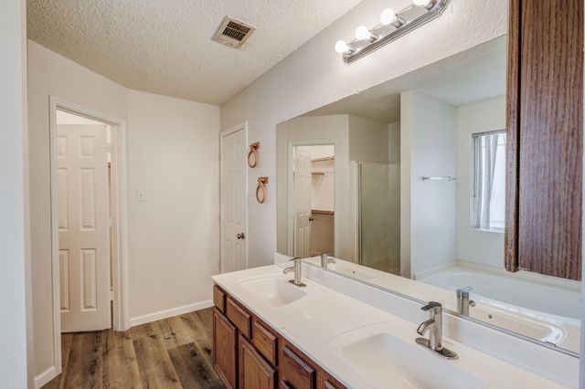 7133 Amber Drive, Dallas, TX 75241